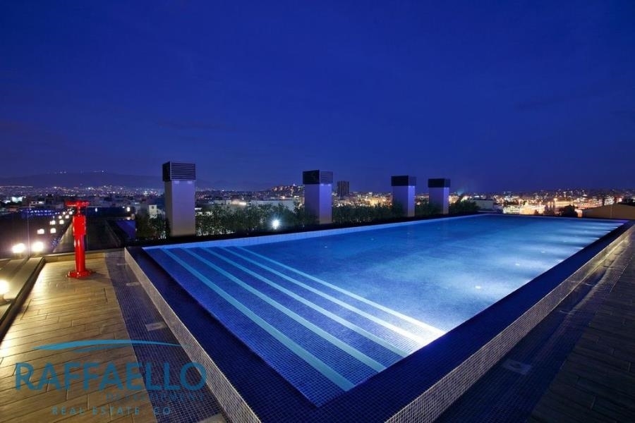 (For Sale) Residential Building || Piraias/Piraeus - 18.000 Sq.m, 16.500.000€ 