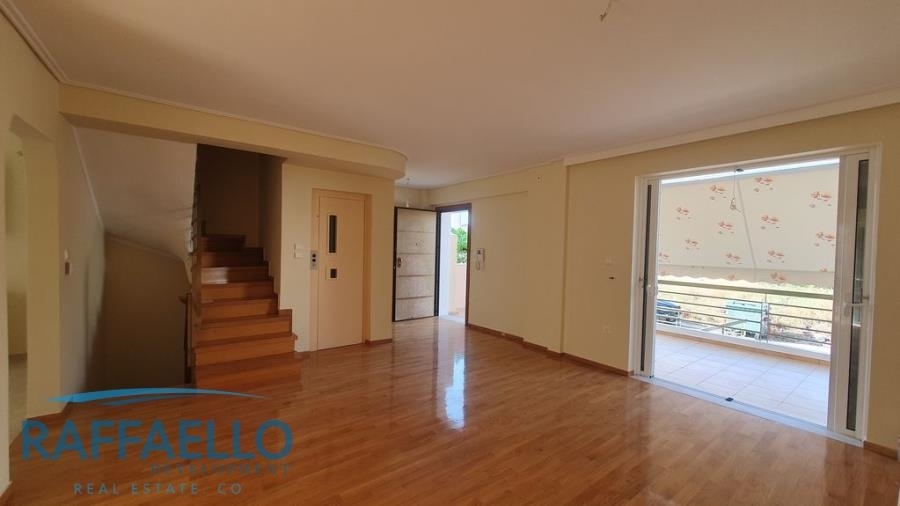 (For Rent) Residential Maisonette || Athens North/Chalandri - 240 Sq.m, 4 Bedrooms, 1.500€ 