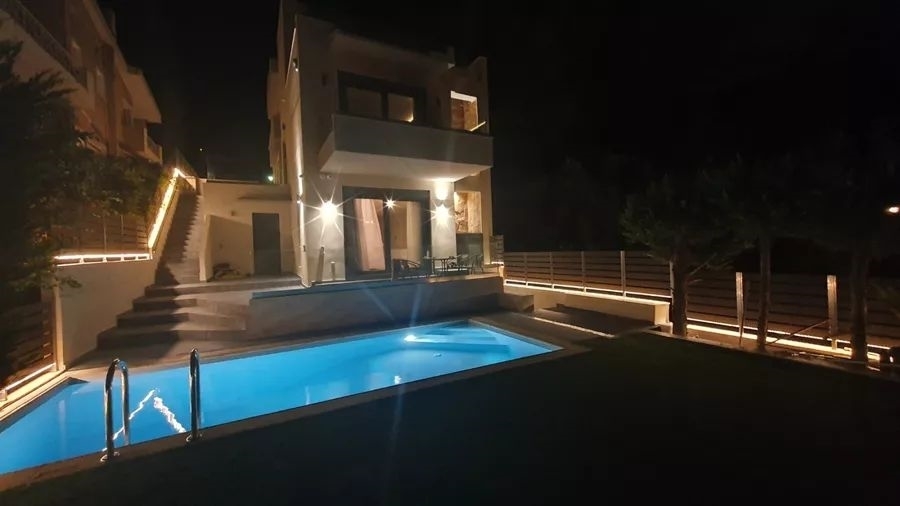 (For Sale) Residential Detached house || Athens North/Ekali - 373 Sq.m, 5 Bedrooms, 1.350.000€ 