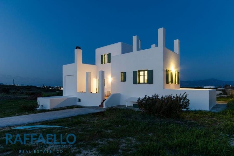 (For Sale) Residential Detached house || Cyclades/Paros - 223 Sq.m, 1.000.000€ 