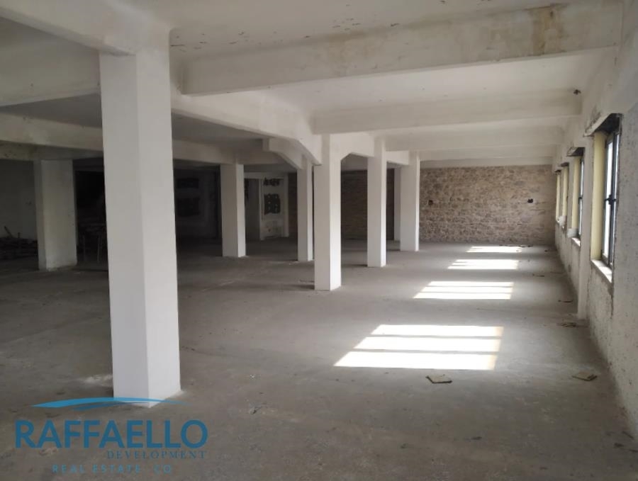 (Προς Ενοικίαση) Επαγγελματικός Χώρος Κτίριο || Αθήνα Κέντρο/Αθήνα - 2.200 τ.μ, 16.000€ 