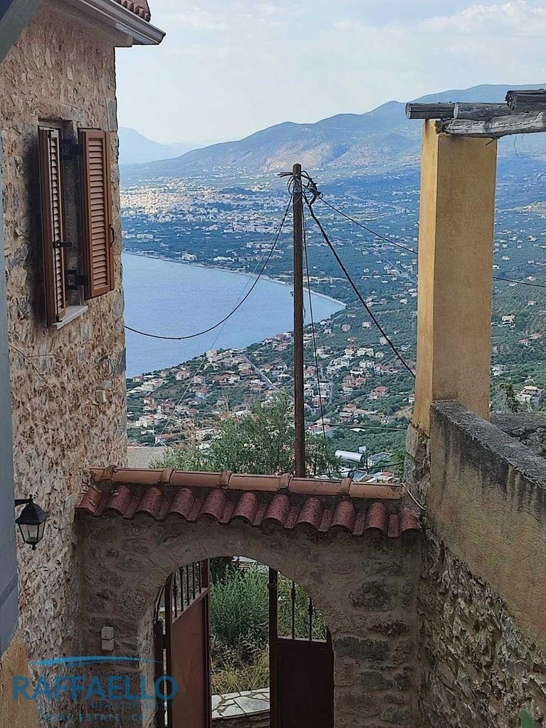 (Προς Πώληση) Κατοικία Μεζονέτα || Ν. Μεσσηνίας/Καλαμάτα - 120 τ.μ, 1 Υ/Δ, 240.000€ 